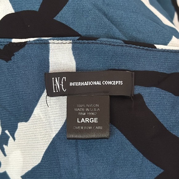 INC International Concepts Blue Sleeveless Blouse - Picture 2 of 2